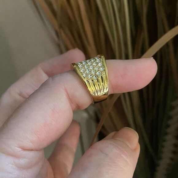 Crystal IP Gold Ion Plating Brass Ring Size 6 - Picture 2 of 7